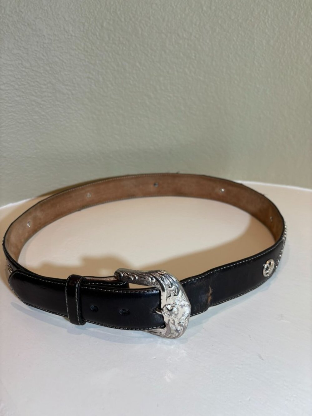Justin Western Accessories Men's Brown Leather Belt with Cowboy Buckle